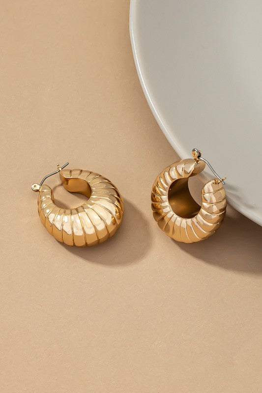 Clam shell hoop earrings Fashion Lux Shop