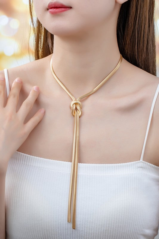 SNAKE CHAIN LOVE KNOT NECKLACE Fashion Lux Shop