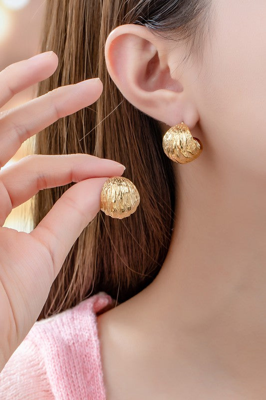 Brass hoop ruffled earrings Fashion Lux Shop