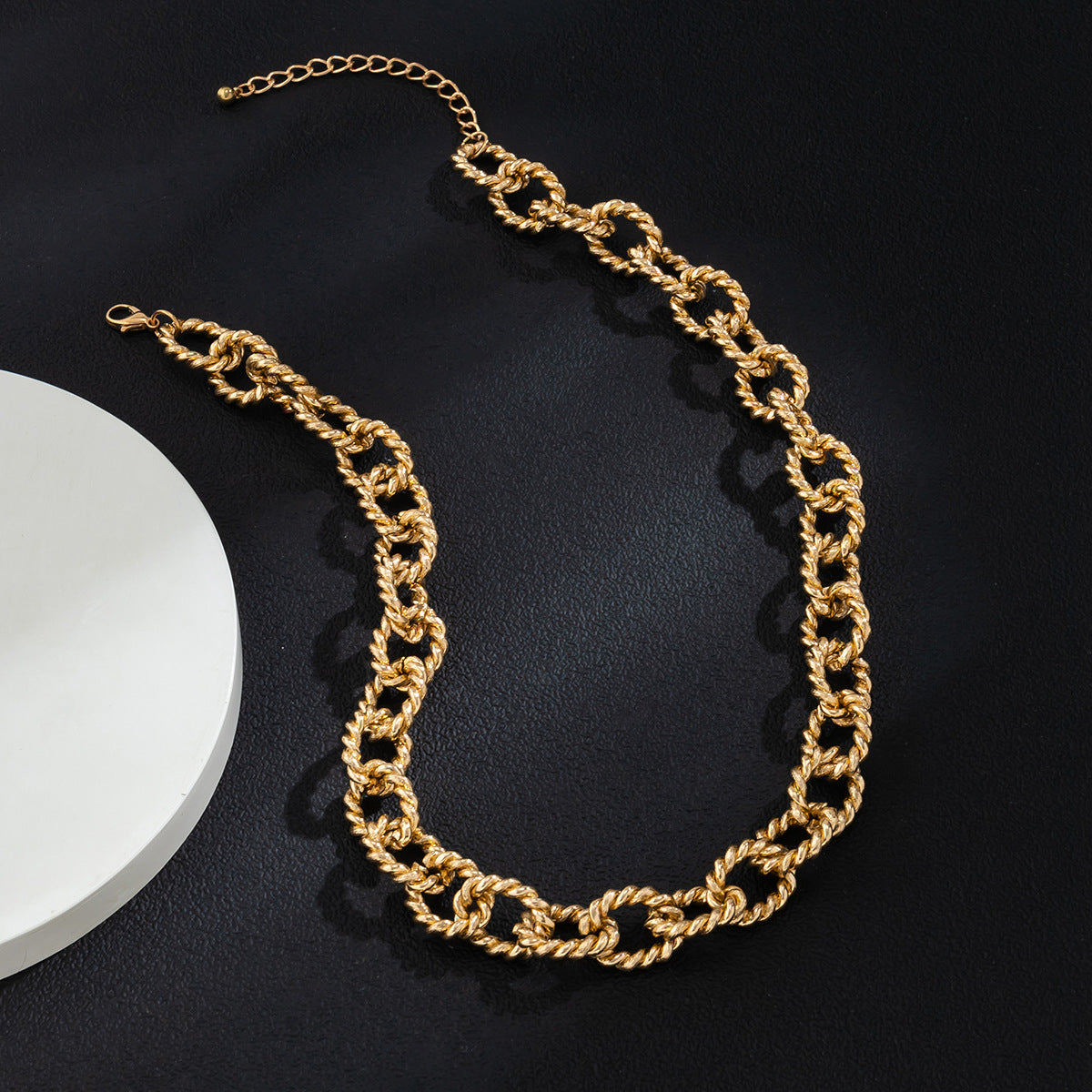 Twisted Necklace Fashion Lux Shop