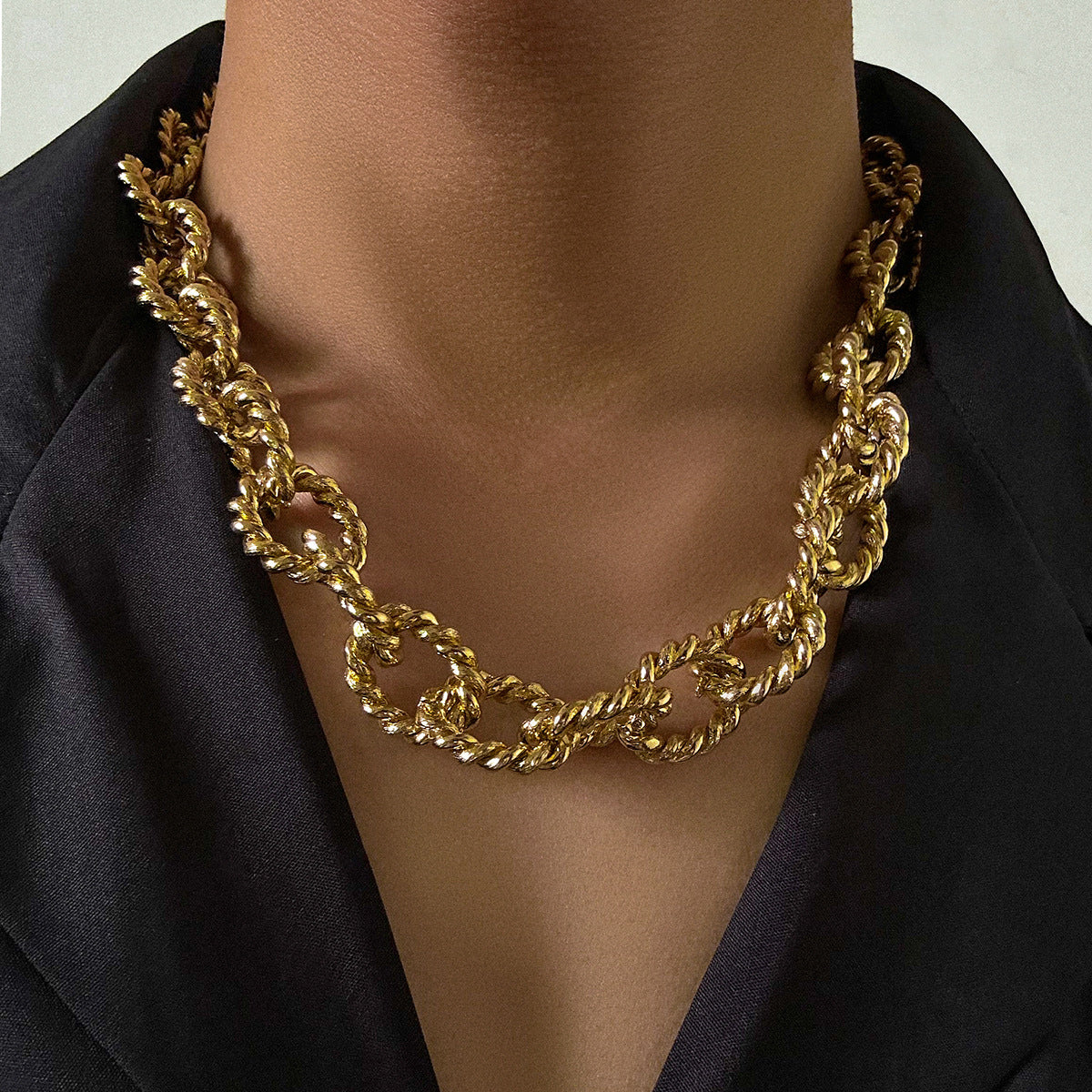 Twisted Necklace Fashion Lux Shop