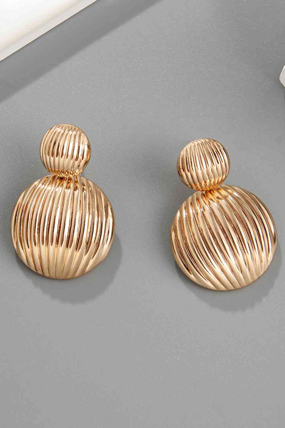 Heart Round Ribbed Earrings Fashion Lux Shop