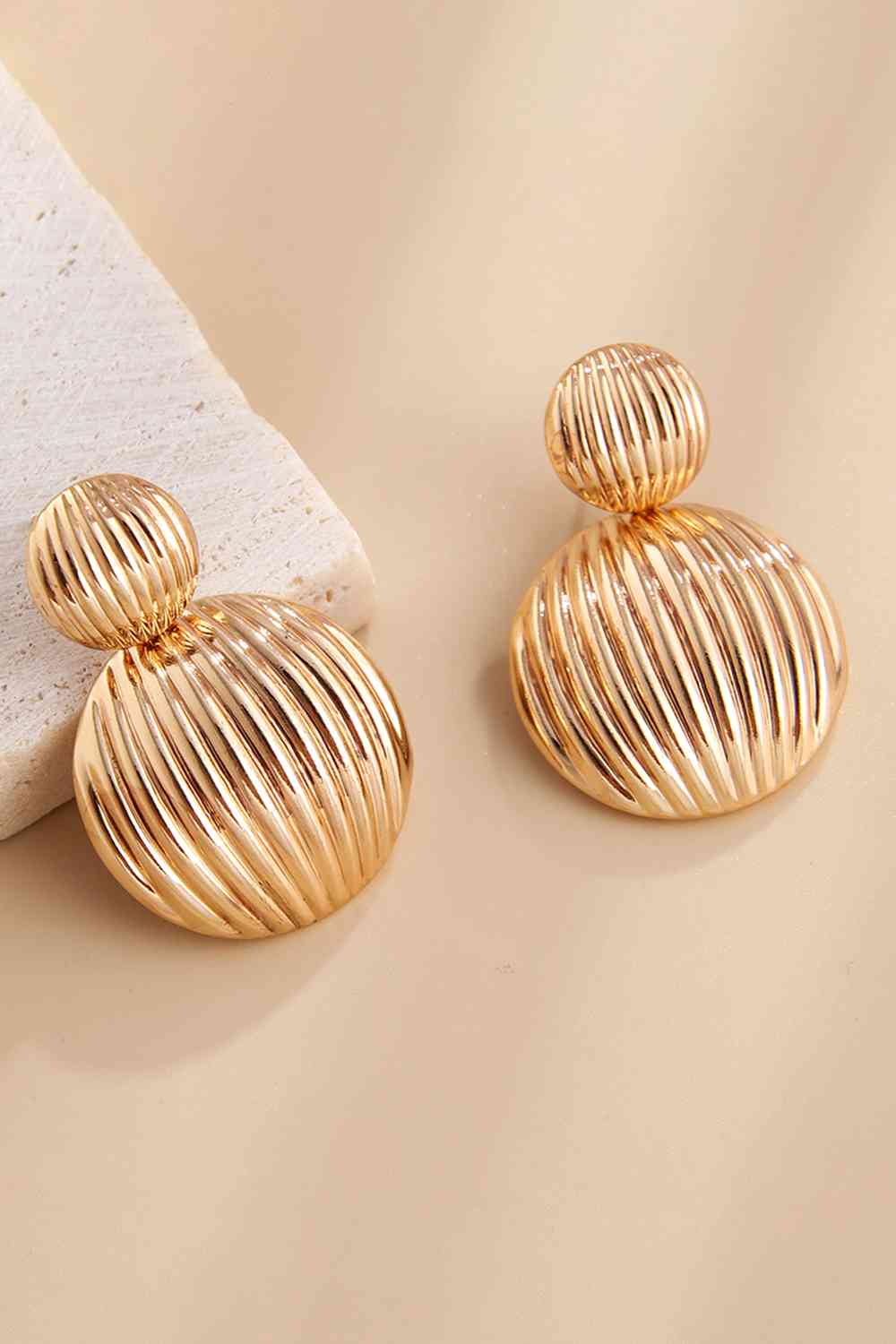 Heart Round Ribbed Earrings Fashion Lux Shop